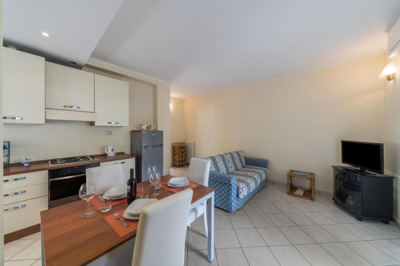 바레나 Casa Vista Cipressi 아파트 외부 사진